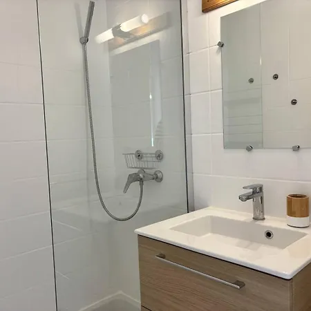 Apartman Hye300-1168 2 Pieces Jusqu'a 3 Personnes - *